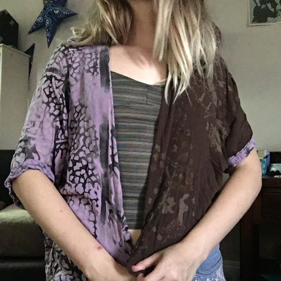 Two Tone Vintage Button Up - Picture 2 of 4